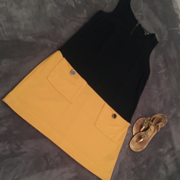 Super cute Summer Dress size Small - Picture 2 of 4